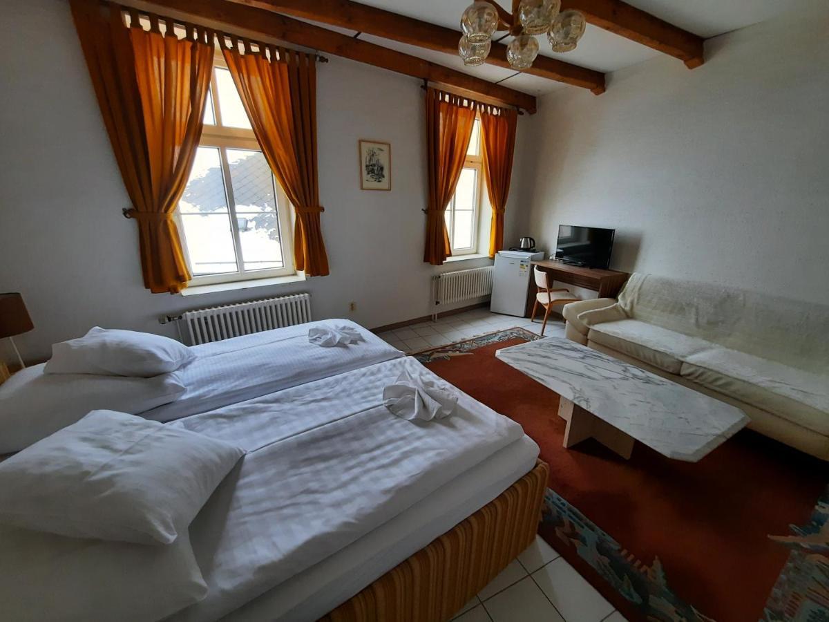 Hotel Koruna Jeseník Esterno foto