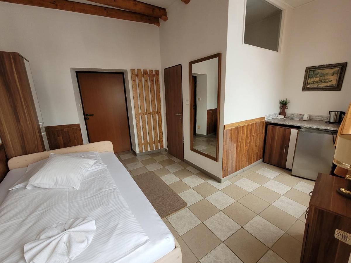 Hotel Koruna Jeseník Esterno foto