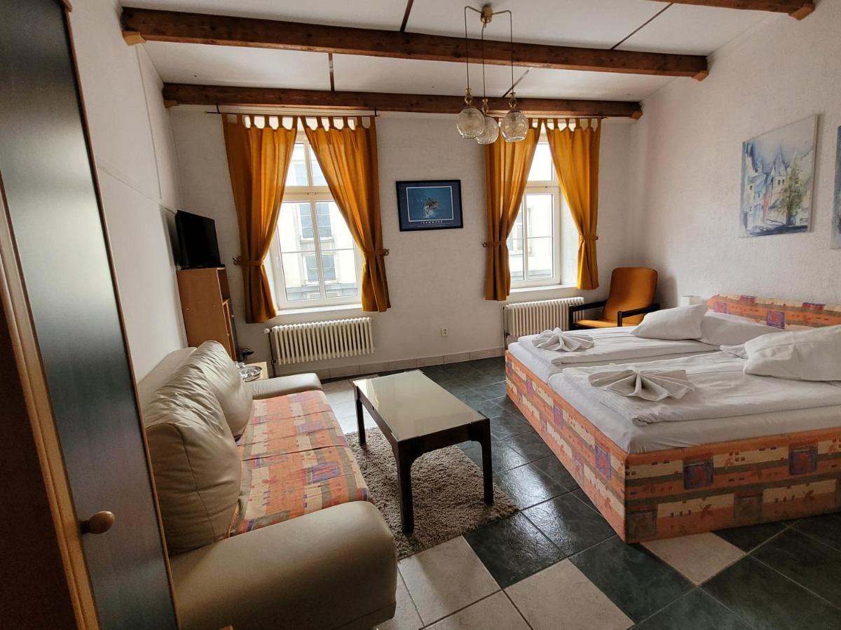 Hotel Koruna Jeseník Esterno foto