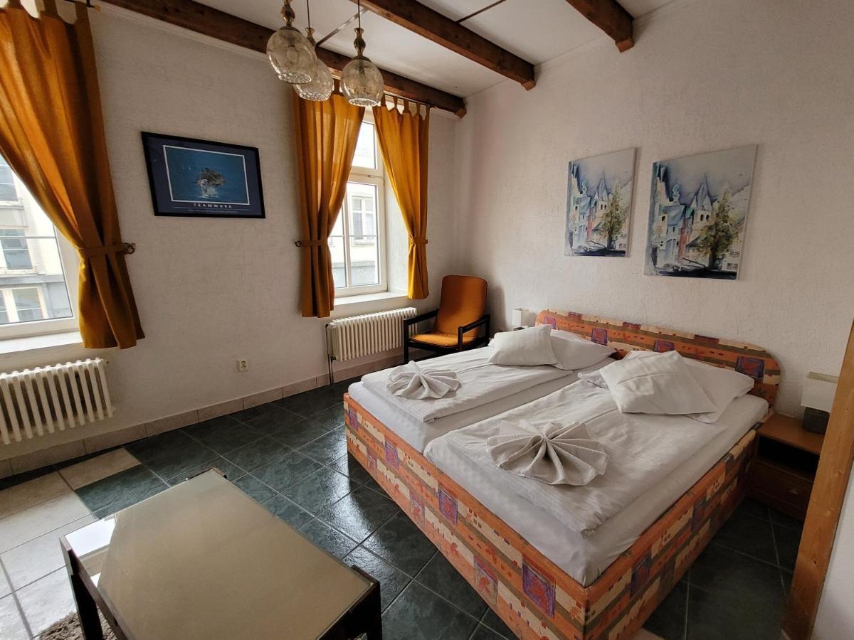 Hotel Koruna Jeseník Esterno foto