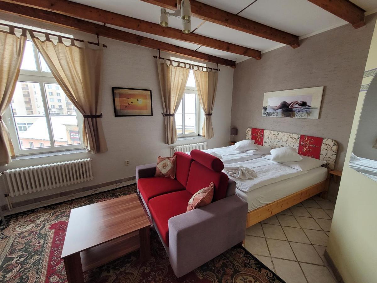 Hotel Koruna Jeseník Esterno foto