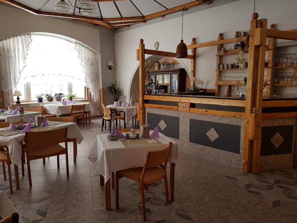 Hotel Koruna Jeseník Esterno foto
